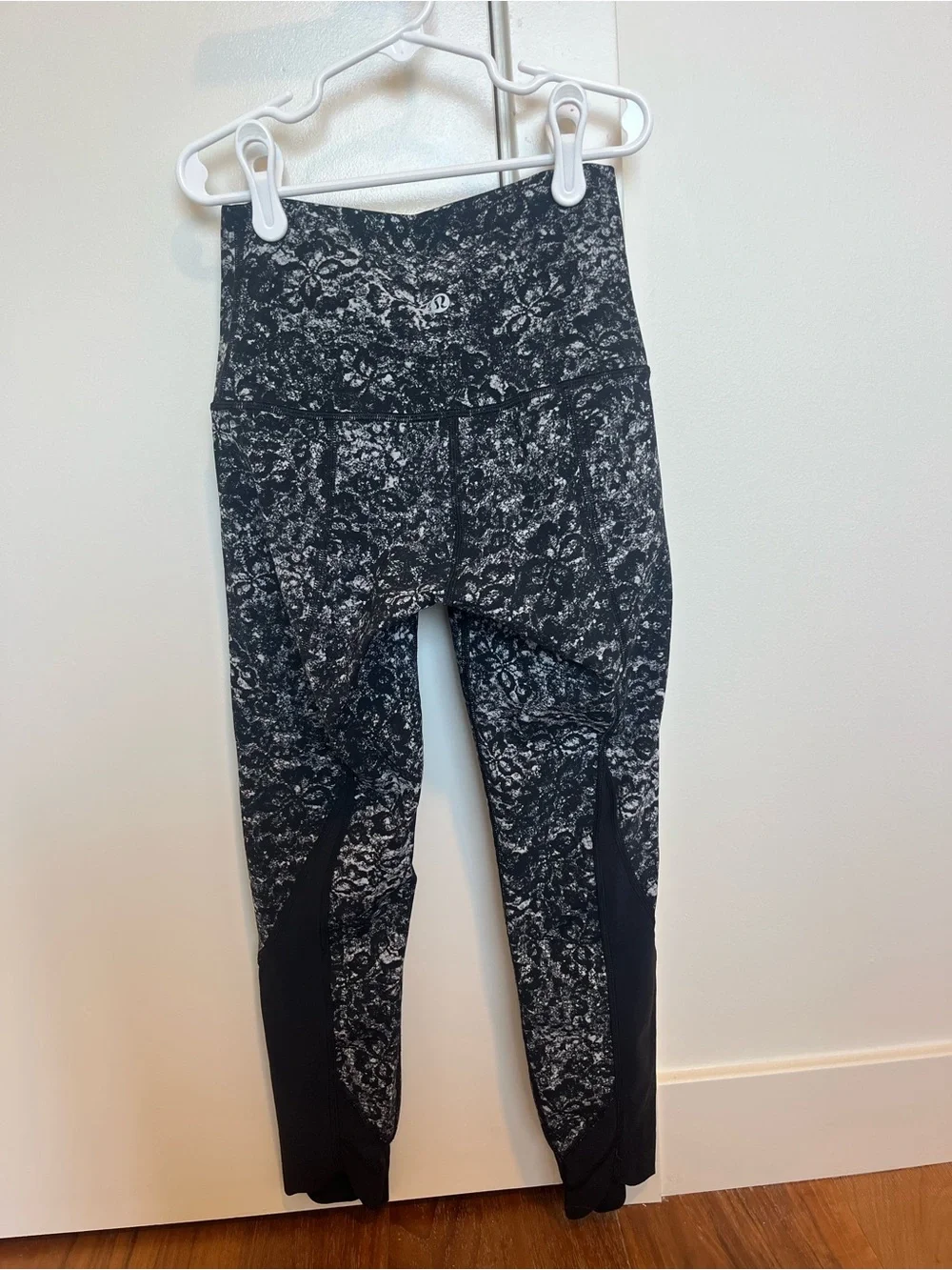 lululemon athletica Black & White Marbled Flower High-Rise Leggings